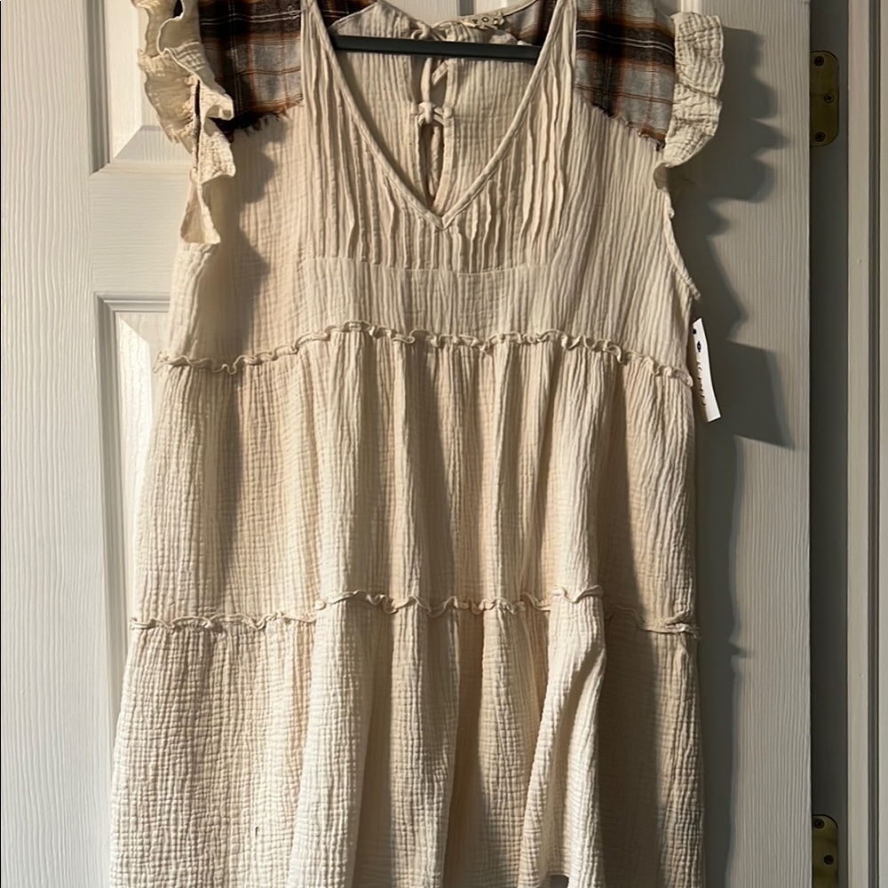 Cream Ruffle Sleeve Top